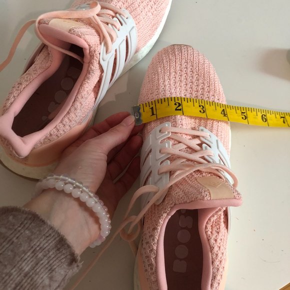Adidas Ultraboost Women’s 7 - Picture 6 of 6